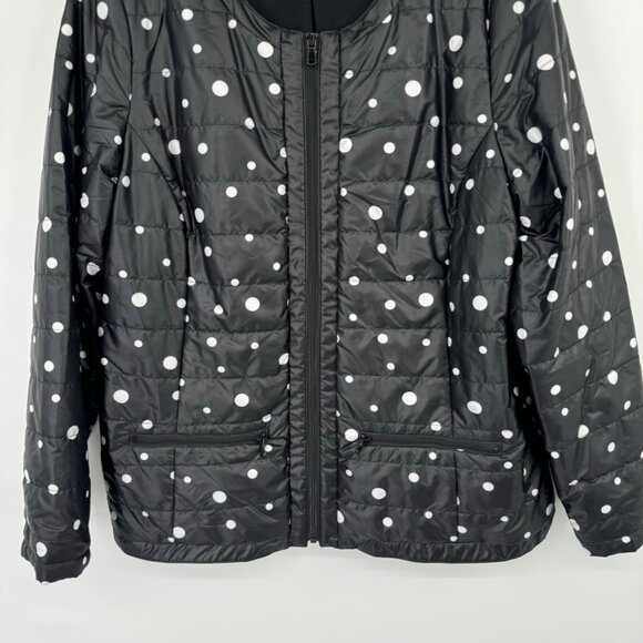 Chico's 1 Zenergy Polka Dot Quilted Jacket Black White Size medium pockets - Picture 4 of 12
